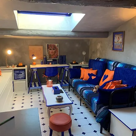 Apartment De Luxe ,
